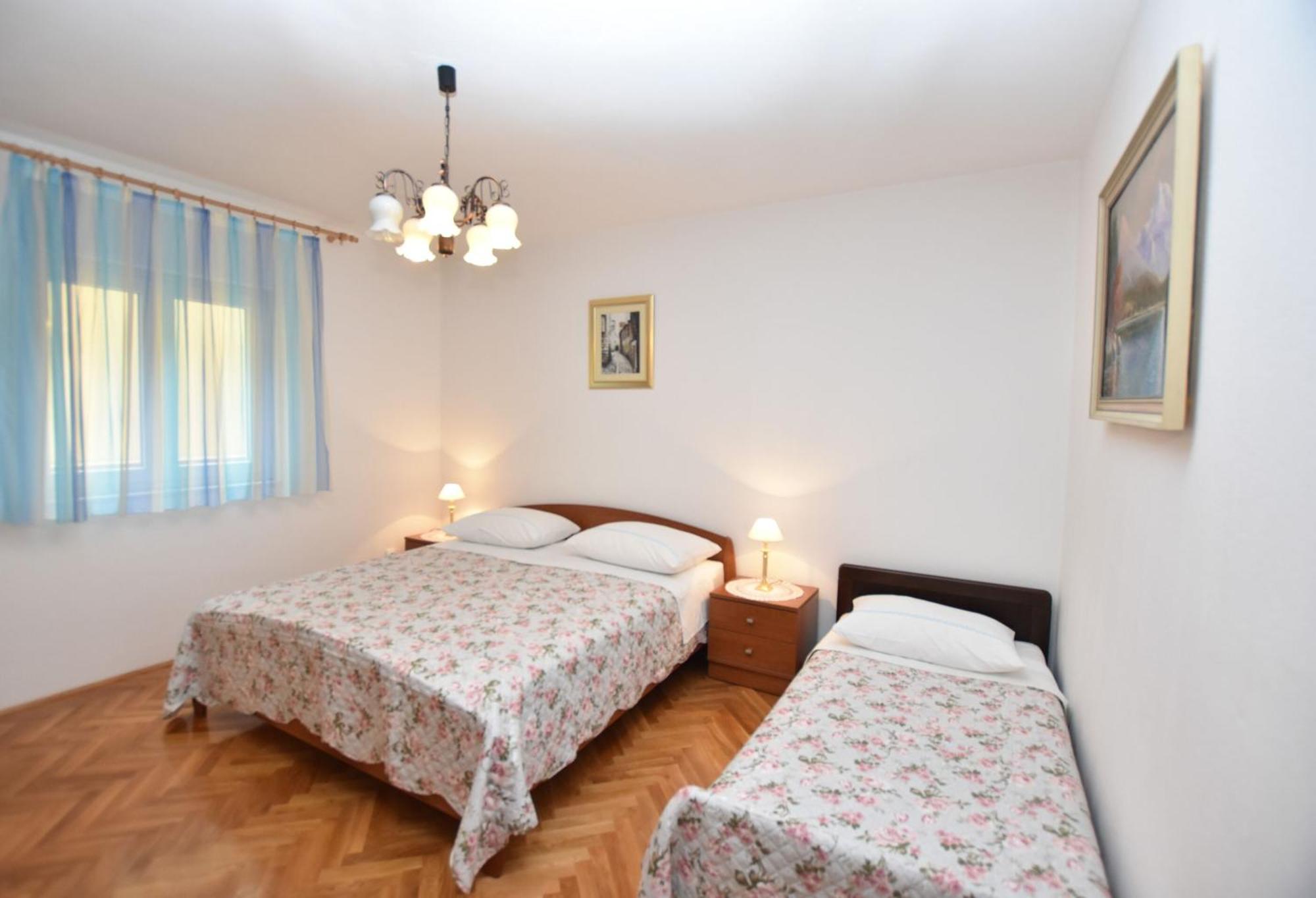 Apartment Moric トロギール 部屋 写真